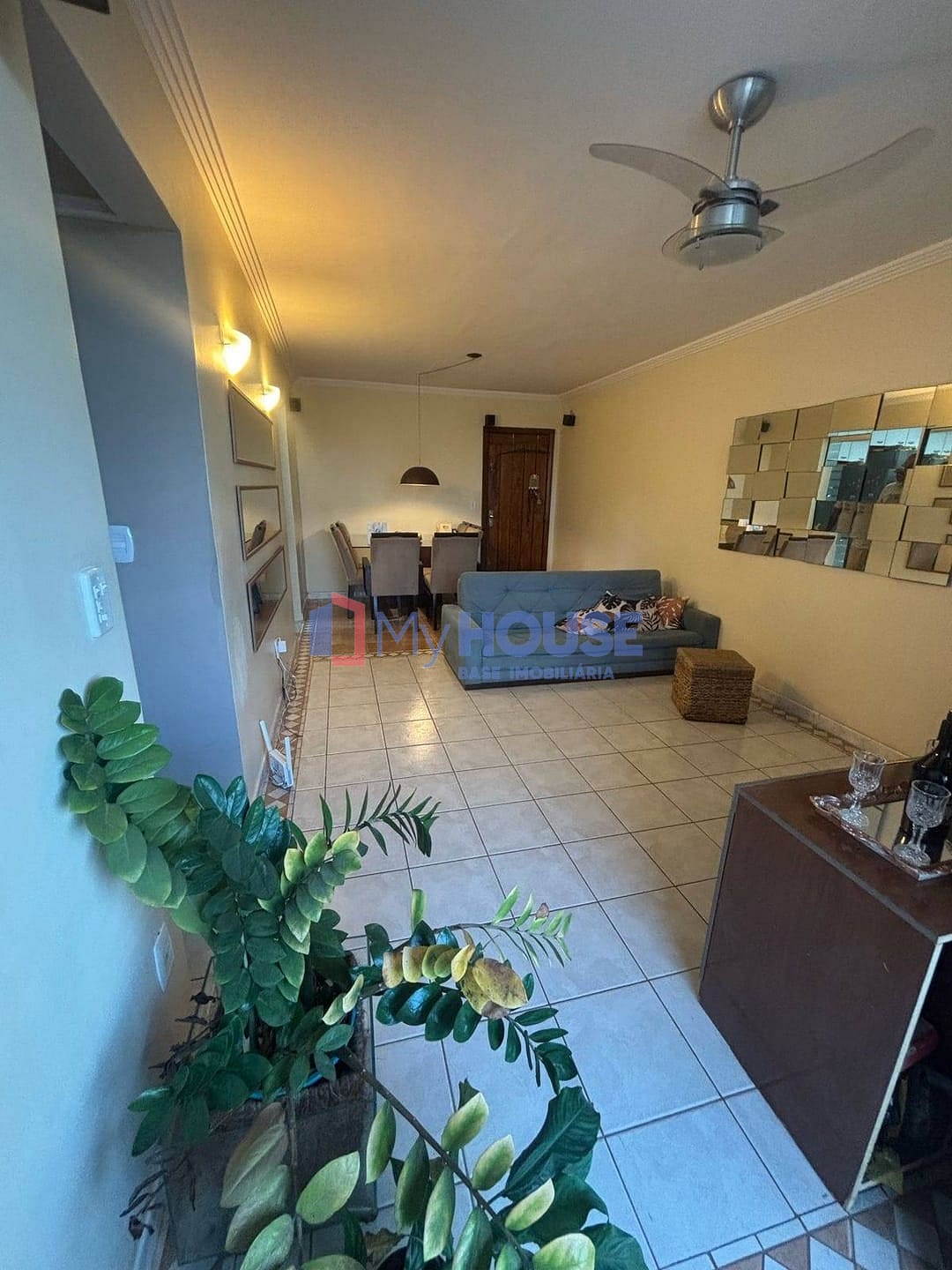 Apartamento à venda com 3 quartos, 89m² - Foto 2