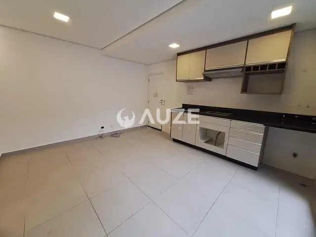 Apartamento com 79m² 2 quartos e 1 banheiro, à venda, no bairro Campo Comprido em Curitiba