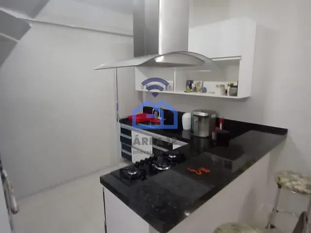 Casa com 110m² 2 quartos e 3 banheiros, à venda, no bairro Jardim Adalgisa em Caraguatatuba