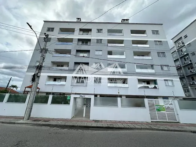 Apartamento 2 quartos e 1 banheiro, à venda, no bairro Ariri em Palhoça