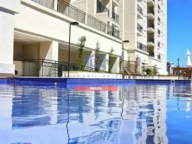 Apartamento 2 quartos e 2 banheiros, à venda, no bairro Centro em Curitiba