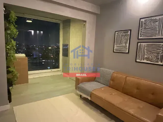 Apartamento 2 quartos e 2 banheiros, à venda, no bairro Centro em Curitiba