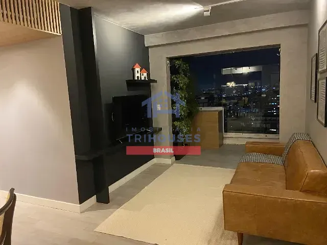 Apartamento 2 quartos e 2 banheiros, à venda, no bairro Centro em Curitiba