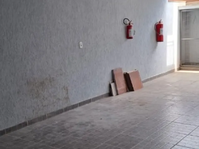 Apartamento 2 quartos e 1 banheiro, para alugar, no bairro Cidade São Jorge em Santo André