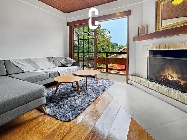 Apartamento com 336m² 5 quartos e 6 banheiros, à venda, no bairro Vila Capivari em Campos do Jordão