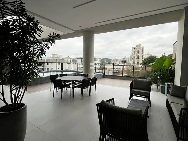 Apartamento 2 quartos e 2 banheiros, à venda, no bairro São Luiz em Brusque