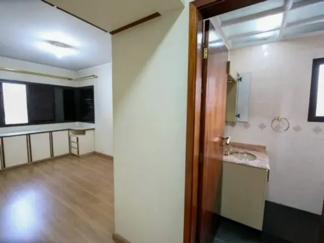 Apartamento 3 quartos e 3 banheiros, para alugar, no bairro Centro em Santo André