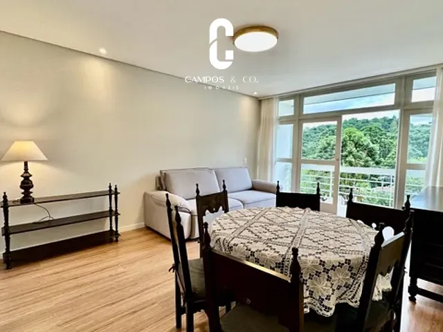 Apartamento 3 quartos e 2 banheiros, à venda, no bairro Vila Everest em Campos do Jordão