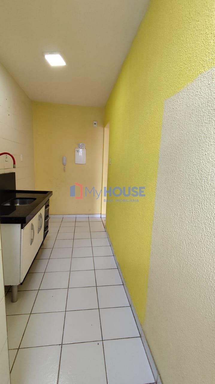 Apartamento à venda com 2 quartos, 70m² - Foto 5