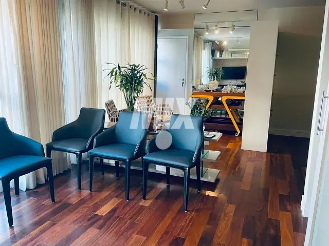 Apartamento 3 quartos e 3 banheiros, à venda, no bairro Indianópolis em São Paulo