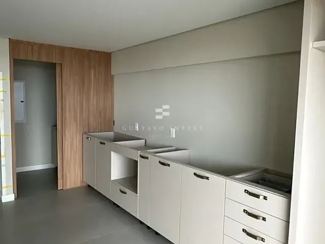 Apartamento 2 quartos e 3 banheiros, para alugar, no bairro Praia Brava de Itajaí em Itajaí