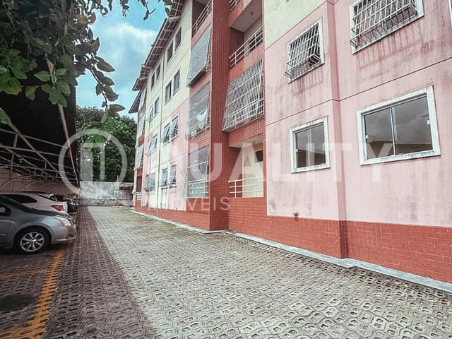 Apartamento 3 quartos e 2 banheiros, para alugar, no bairro Montese em Fortaleza