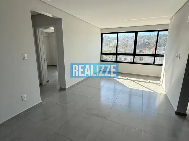 Apartamento 2 quartos e 1 banheiro, para alugar, no bairro Centro em Marau