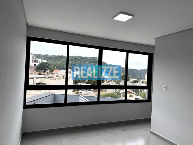 Apartamento 2 quartos e 1 banheiro, para alugar, no bairro Centro em Marau