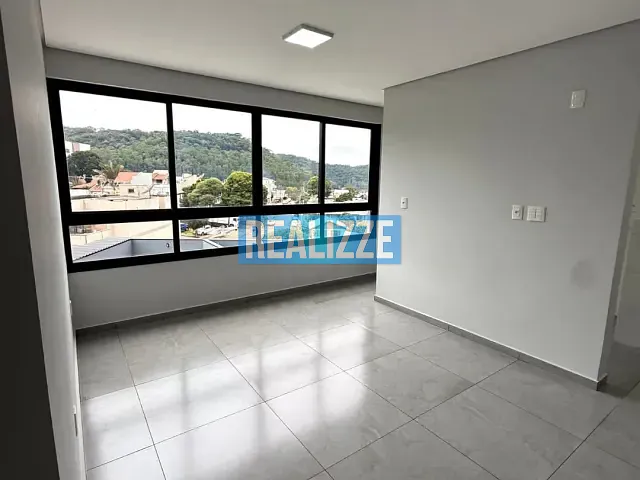 Apartamento 2 quartos e 1 banheiro, para alugar, no bairro Centro em Marau