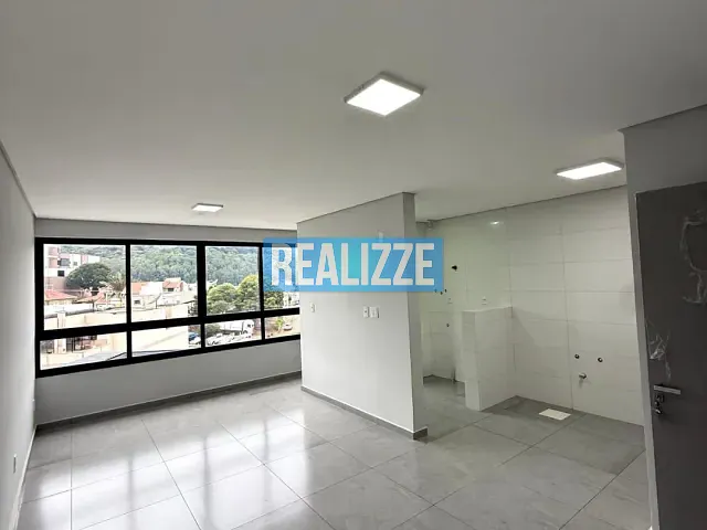 Apartamento 2 quartos e 1 banheiro, para alugar, no bairro Centro em Marau