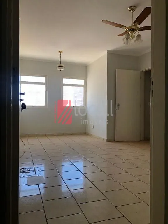 Apartamento com 2 quartos à venda, 70m² — foto 2 de 21