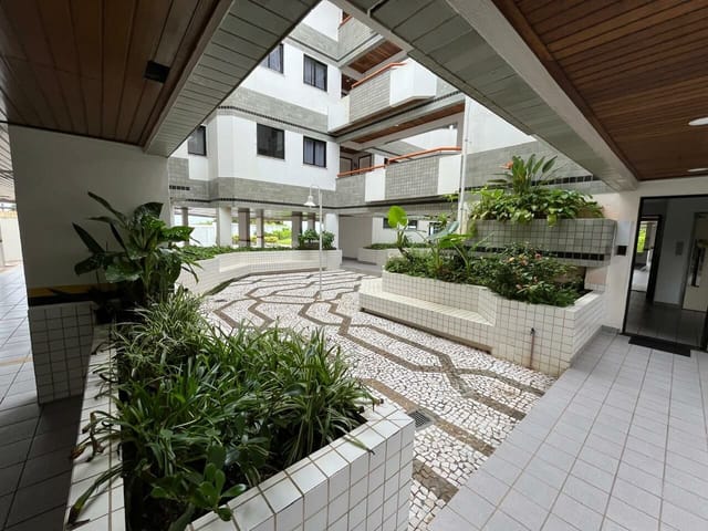 Apartamento com 171m² 3 quartos e 3 banheiros, à venda ou para alugar, no bairro Ingleses do Rio Vermelho em Florianópolis
