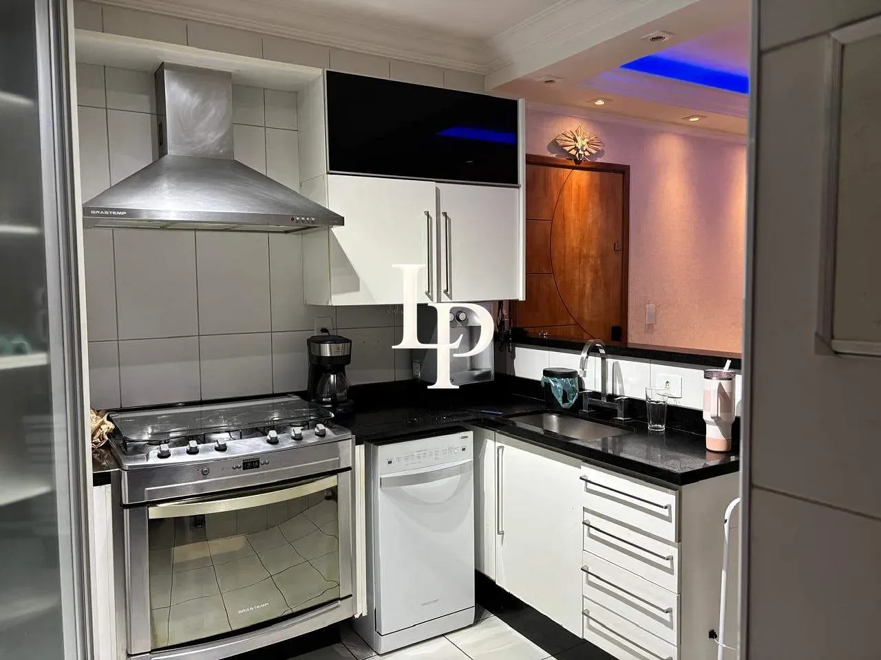 Apartamento, 2 quartos, 90 m² - Foto 1