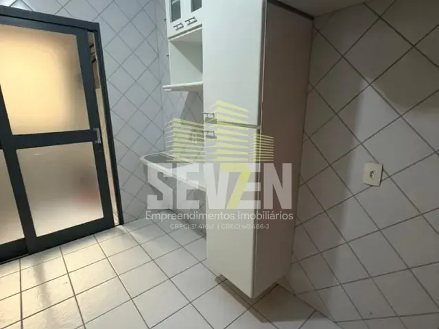 Apartamento com 90m² 3 quartos e 2 banheiros, à venda, no bairro Vila Coralina em Bauru