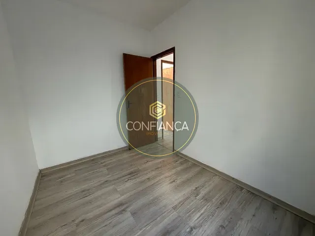 Apartamento 2 quartos e 1 banheiro, para alugar, no bairro Nova Vista em Belo Horizonte