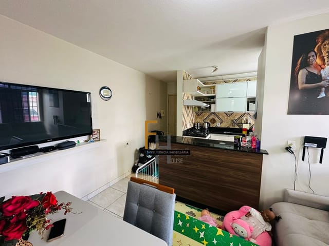Apartamento 2 quartos e 1 banheiro, à venda, no bairro Solange Parque I em Goiânia