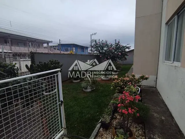 Apartamento 2 quartos e 1 banheiro, à venda, no bairro Barra do Aririú em Palhoça