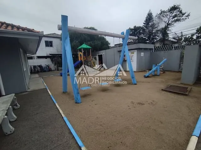 Apartamento 2 quartos e 1 banheiro, à venda, no bairro Barra do Aririú em Palhoça