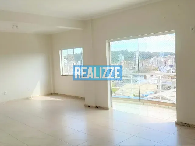 Apartamento 3 quartos e 2 banheiros, para alugar, no bairro Progresso em Marau