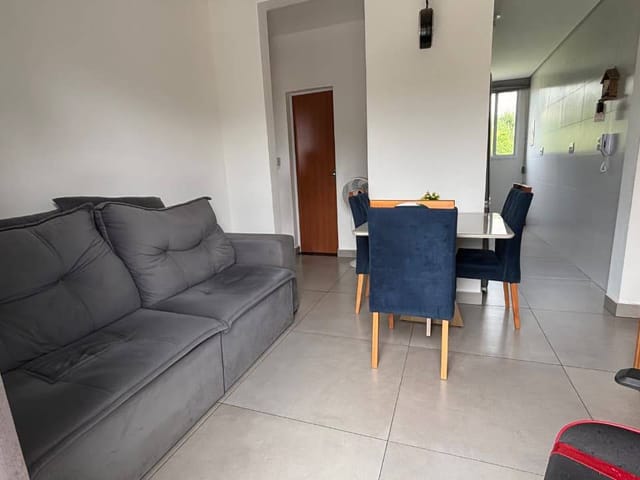 Apartamento 2 quartos e 1 banheiro, à venda, no bairro Parque Xangri-Lá em Contagem