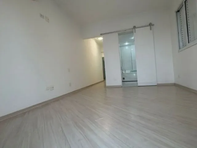 Apartamento 2 quartos e 2 banheiros, para alugar, no bairro Jardim Bela Vista em Santo André