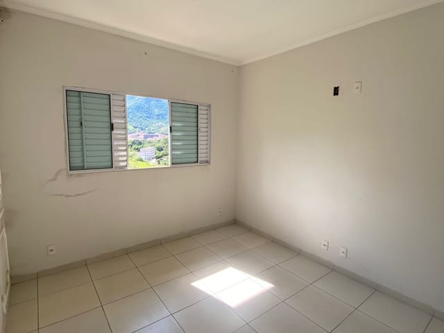 Apartamento 2 quartos e 2 banheiros, para alugar, no bairro Extremaville em Extrema