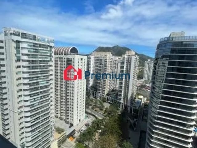 Apartamento 2 quartos e 2 banheiros, à venda, no bairro Recreio dos Bandeirantes em Rio de Janeiro