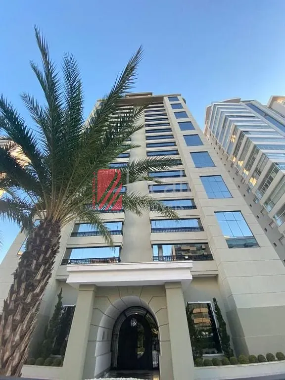 Apartamento com 3 quartos à venda, 290m² — foto 2 de 8