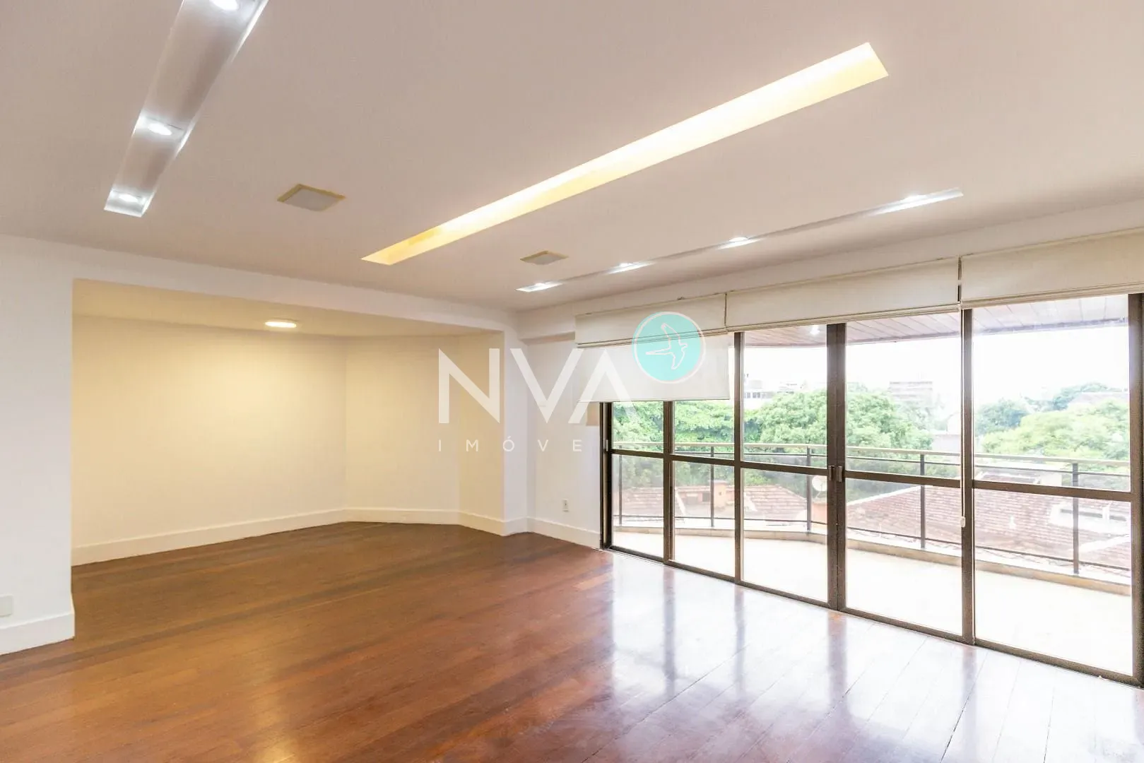 Apartamento, 3 quartos, 140 m² - Foto 1