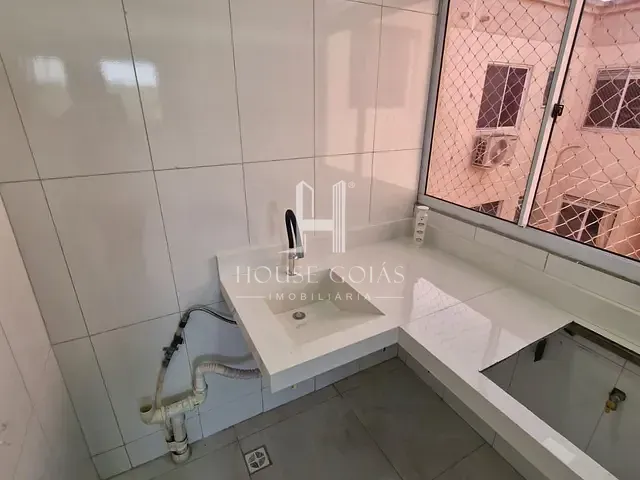 Apartamento 2 quartos e 1 banheiro, à venda, no bairro Parque Oeste Industrial em Goiânia
