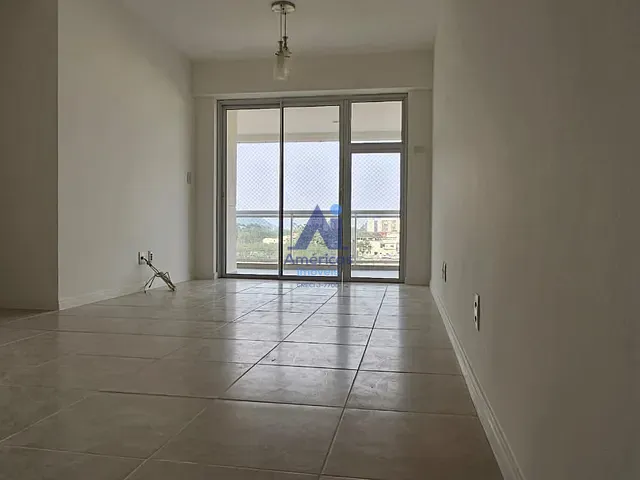 Apartamento com 68m² 2 quartos e 1 banheiro, à venda, no bairro Recreio dos Bandeirantes em Rio de Janeiro