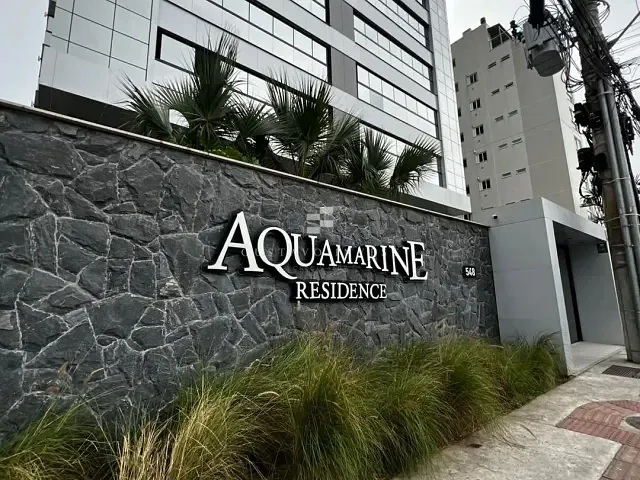 Apartamento 2 quartos e 3 banheiros, para alugar, no bairro Praia Brava de Itajaí em Itajaí