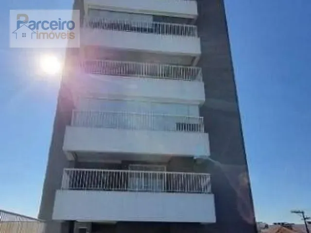 Apartamento 2 quartos e 1 banheiro, à venda ou para alugar, no bairro Vila Rio Branco em São Paulo