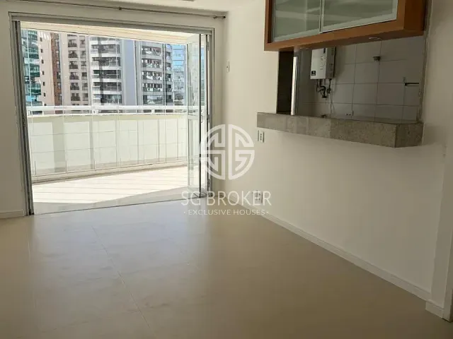 Apartamento com 74m² 2 quartos e 2 banheiros, à venda, no bairro Barra da Tijuca em Rio de Janeiro
