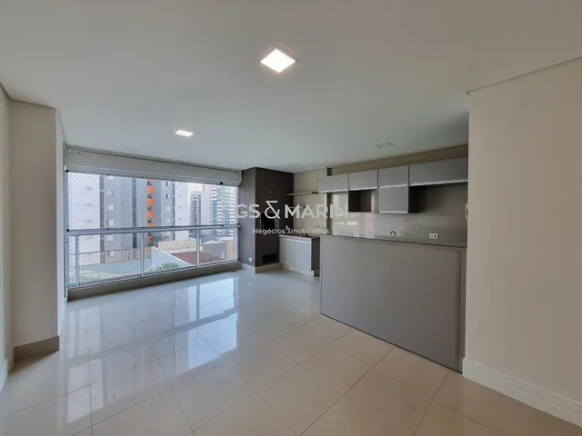 Apartamento com 150m² 3 quartos e 2 banheiros, à venda ou para alugar, no bairro Gleba Palhano em Londrina