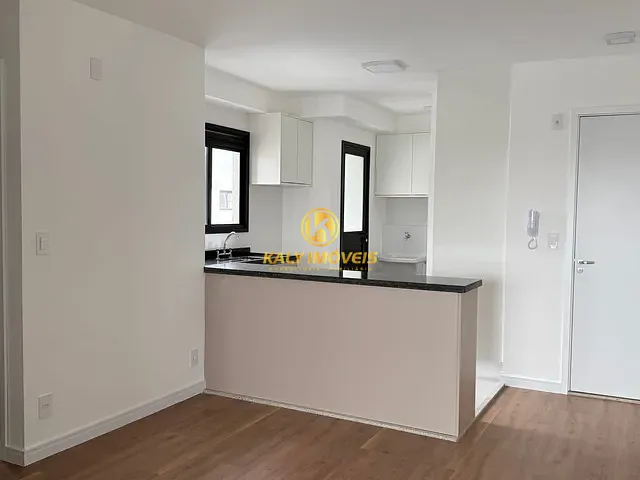 Apartamento com 64m² 2 quartos e 1 banheiro, para alugar, no bairro Parque das Nações em Santo André