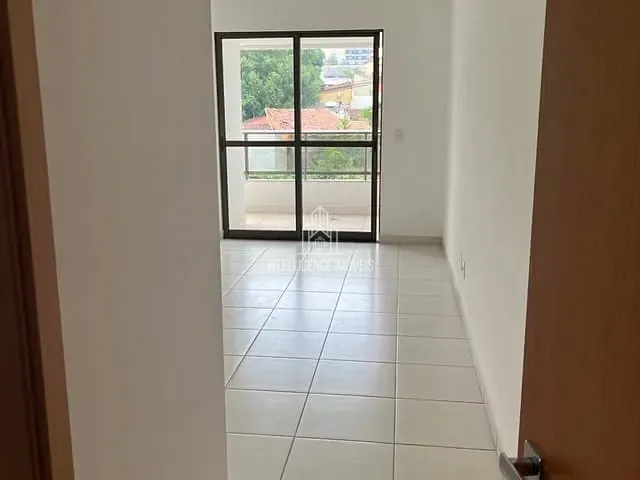 Apartamento com 80m² 3 quartos e 2 banheiros, à venda, no bairro Duque de Caxias em Cuiabá