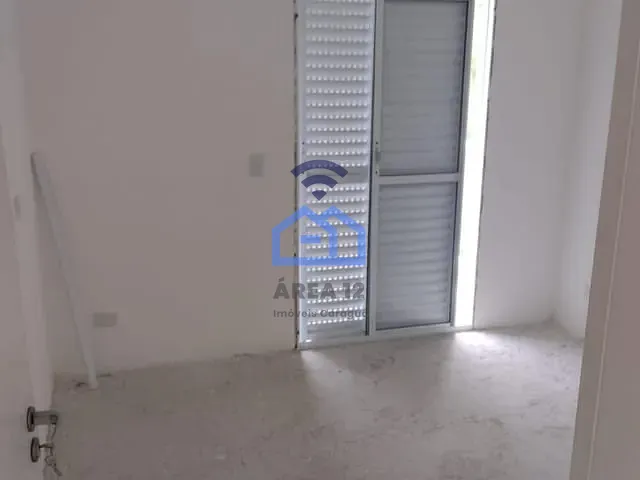 Apartamento 2 quartos e 2 banheiros, para alugar, no bairro Cidade Jardim em Caraguatatuba