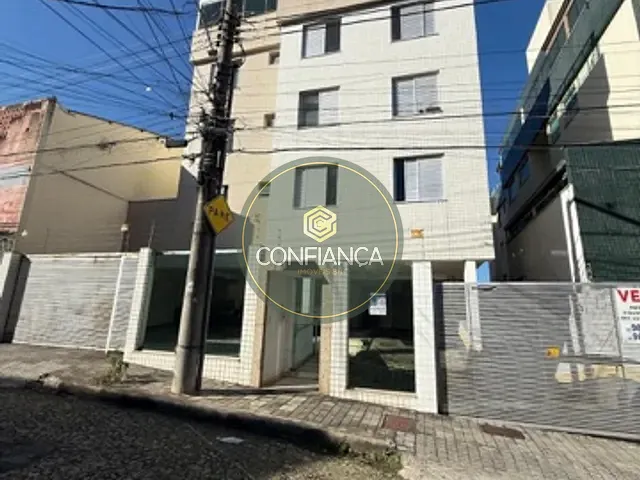 Apartamento 3 quartos e 2 banheiros, à venda, no bairro Carlos Prates em Belo Horizonte