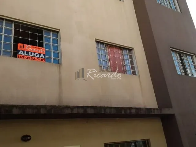 Apartamento com 53m² 2 quartos e 1 banheiro, à venda, no bairro Jardim Universitário em Arapongas