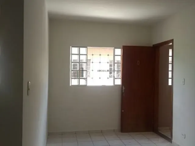 Apartamento com 53m² 2 quartos e 1 banheiro, à venda, no bairro Jardim Universitário em Arapongas
