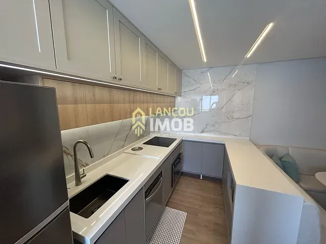 Apartamento 2 quartos e 2 banheiros, à venda, no bairro Jardim do Lago em Jundiaí