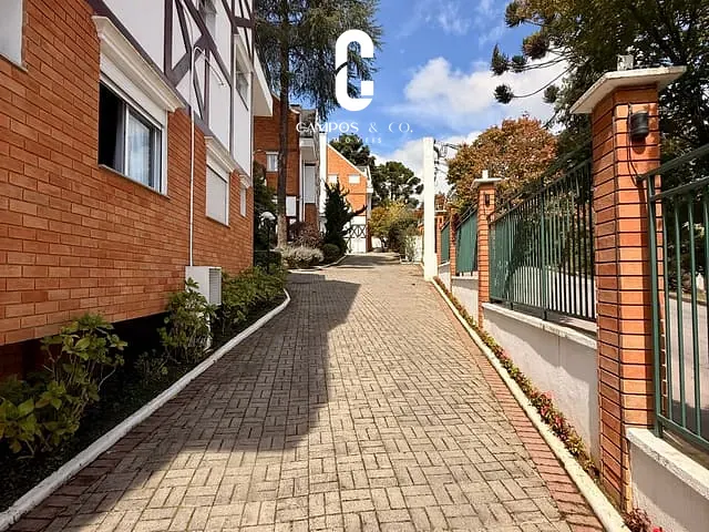 Apartamento 3 quartos e 3 banheiros, à venda, no bairro Vila Everest em Campos Do Jordão