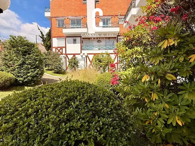 Apartamento 3 quartos e 3 banheiros, à venda, no bairro Vila Everest em Campos Do Jordão
